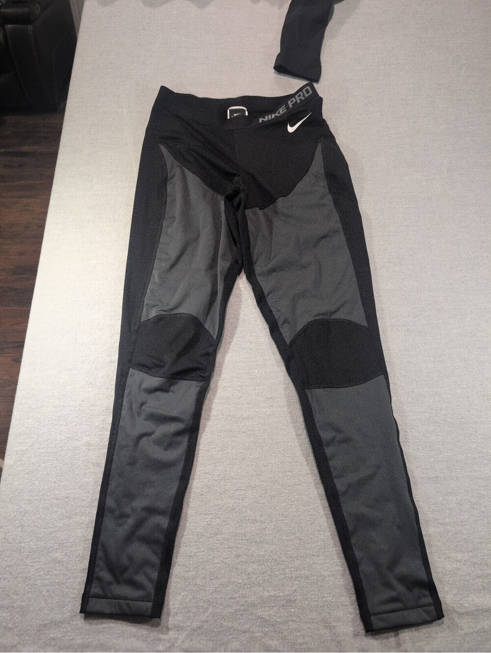 Nike Pro Dri-Fit Black and Gray Athletic Leggings Size M